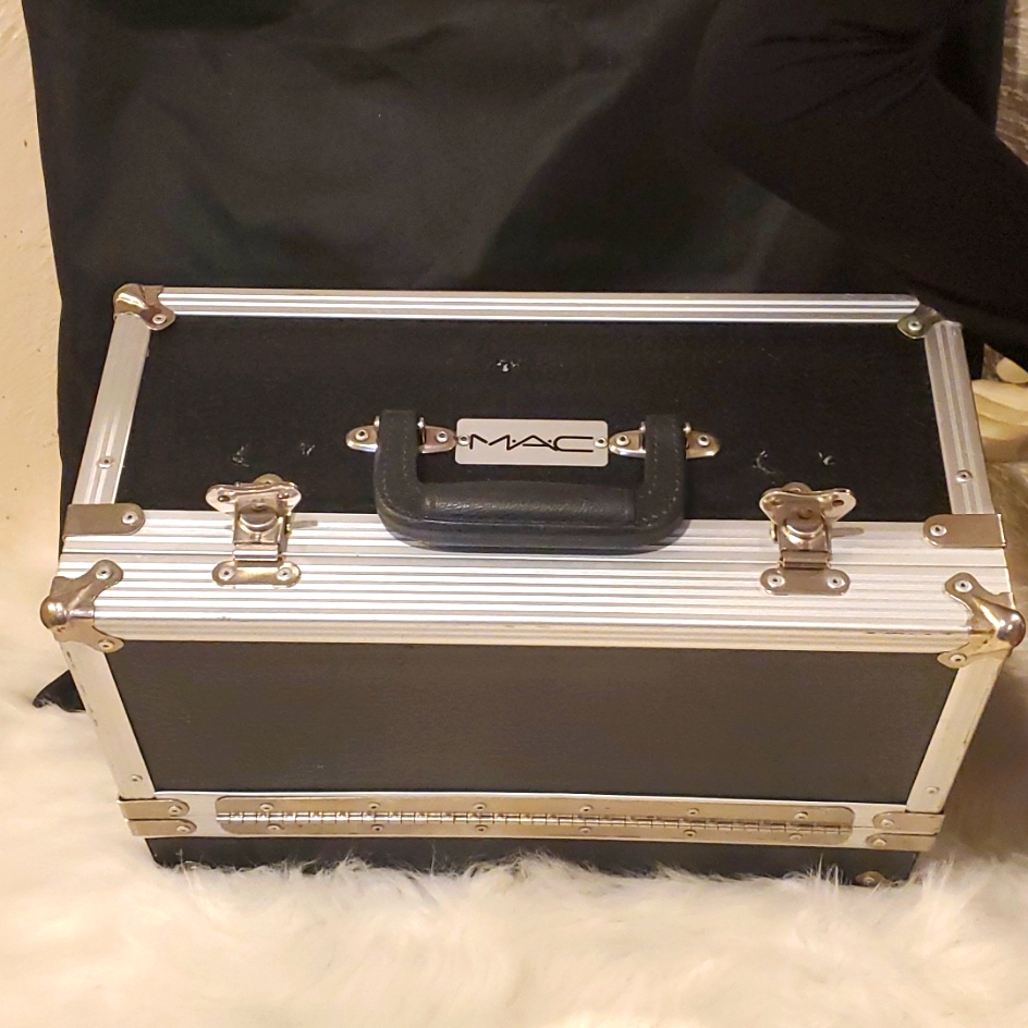 MAC 　メイクボックス　レア メイクネタ】MACポイントプログラムでもらっちゃったぁ～♡ｽｺﾞっ